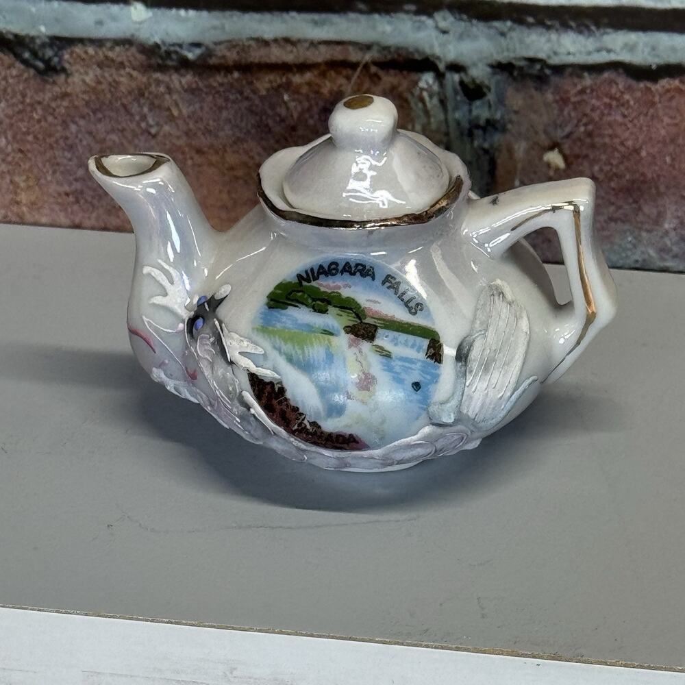 Vintage Niagara Falls Hand Painted Souvenir Miniature Porcelain Teapot Gold Trim